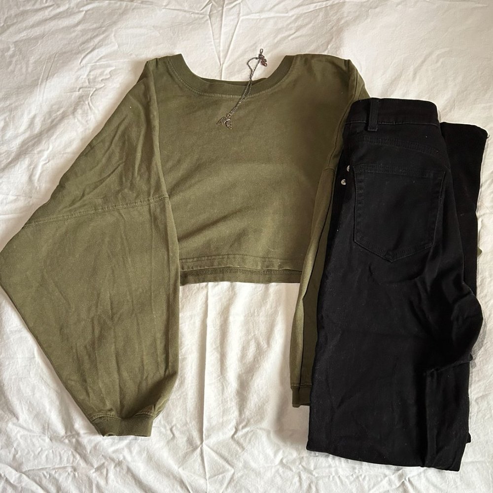 NWT S Olive Green Knit Top Long Sleeve